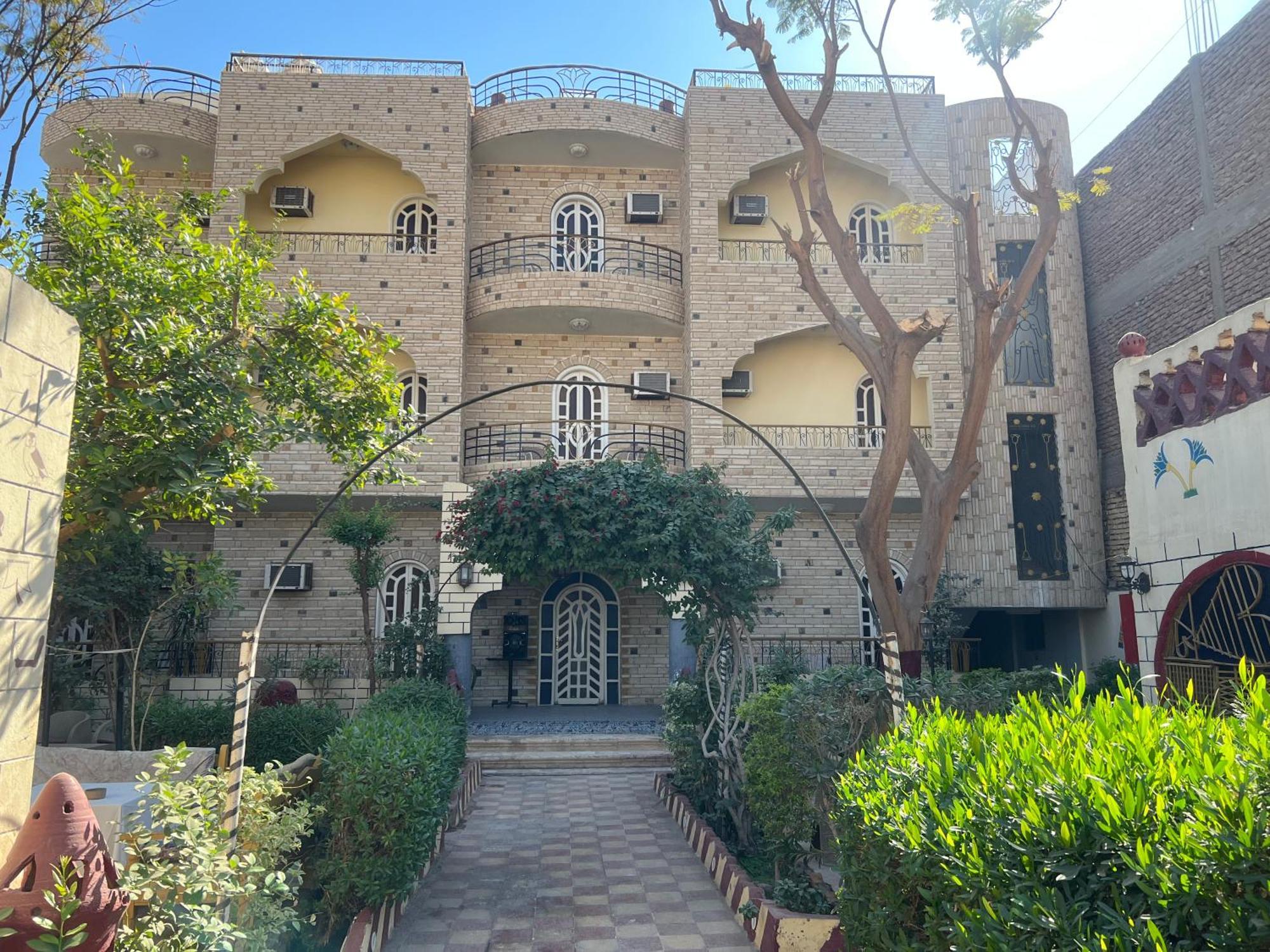 Elphardous Hotel ลักซอร์ ภายนอก รูปภาพ